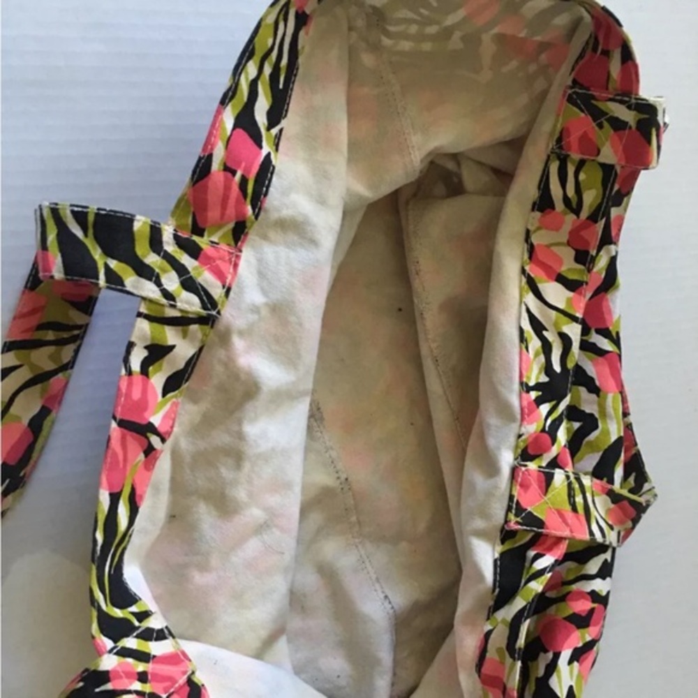 Aeropostale Shoulder Bag Purse Zebra Style Print Pink‎ - Picture 2 of 4